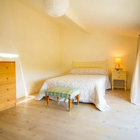Domaine De Cascaret - Sleeps 16 - July - August Only Montréal