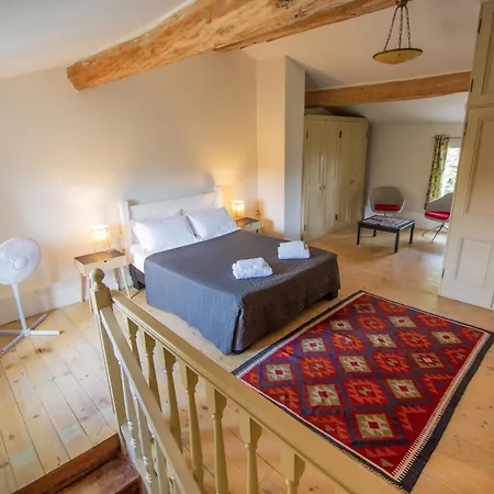 Domaine De Cascaret - Sleeps 16 - July - August Only Vila Montréal