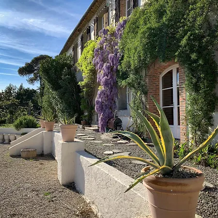 Domaine De Cascaret - Sleeps 16 - July - August Only