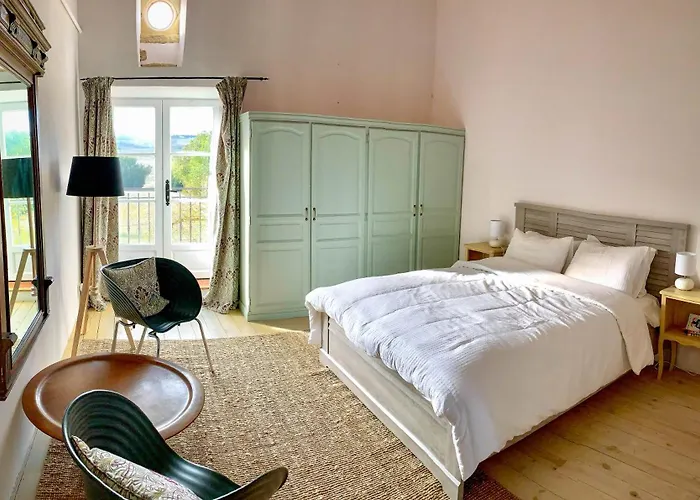 Domaine De Cascaret - Sleeps 16 - July - August Only *