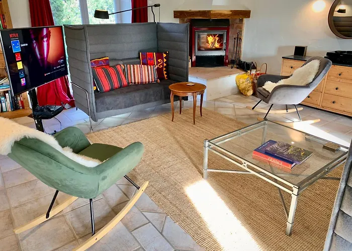 Domaine De Cascaret - Sleeps 16 - July - August Only Villa
