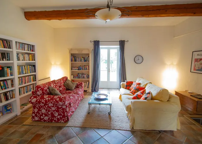 Domaine De Cascaret - Sleeps 16 - July - August Only Villa *